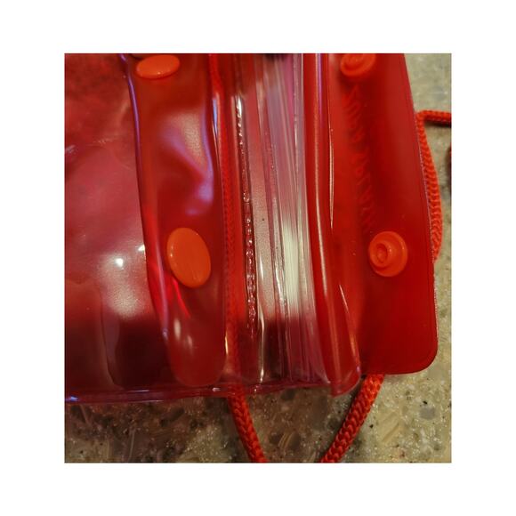 ZUPA Waterproof Cellphone  Pouch Red NWT - Picture 3 of 6